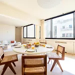 Lease Mobility L Champs-elysee & Eiffel View L Triplex 2br & Rooftop *