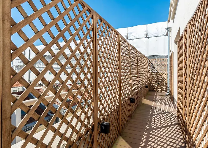 Lease Mobility L Champs-elysee & Eiffel View L Triplex 2br & Rooftop *