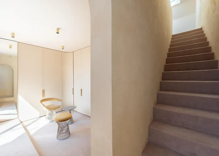 公寓 Lease Mobility L Champs-elysee & Eiffel View L Triplex 2br & Rooftop 巴黎