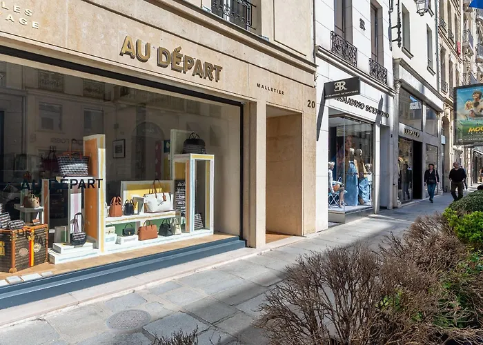 Lease Mobility L Champs-elysee & Eiffel View L Triplex 2br & Rooftop 公寓 巴黎