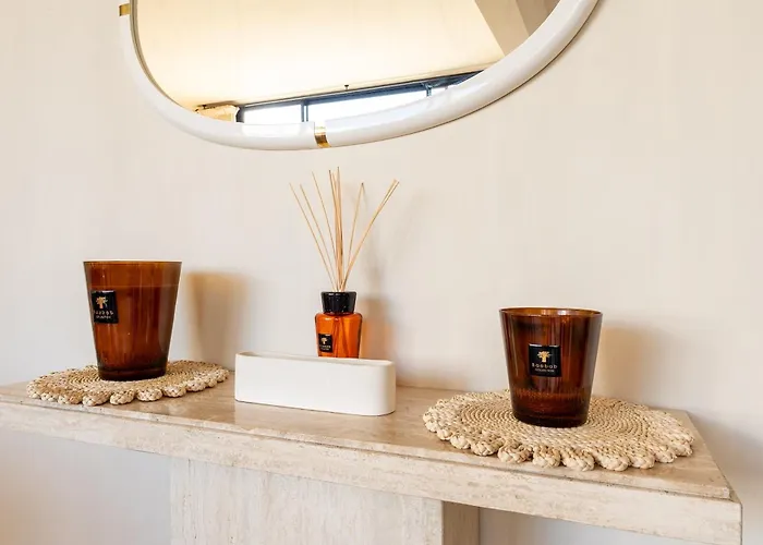 Lease Mobility L Champs-elysee & Eiffel View L Triplex 2br & Rooftop * Paris