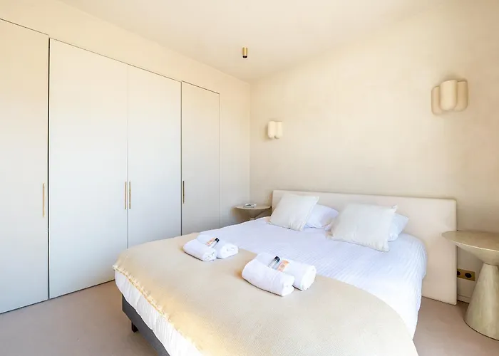 Lejlighed Lease Mobility L Champs-elysee & Eiffel View L Triplex 2br & Rooftop