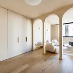 Lease Mobility L Champs-elysee & Eiffel View L Triplex 2br & Rooftop Paris