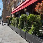 Apartamento Lease Mobility L Champs-elysee & Eiffel View L Triplex 2br & Rooftop *