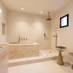 Apartamento Lease Mobility L Champs-elysee & Eiffel View L Triplex 2br & Rooftop