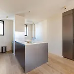 Lease Mobility L Champs-elysee & Eiffel View L Triplex 2br & Rooftop Paris